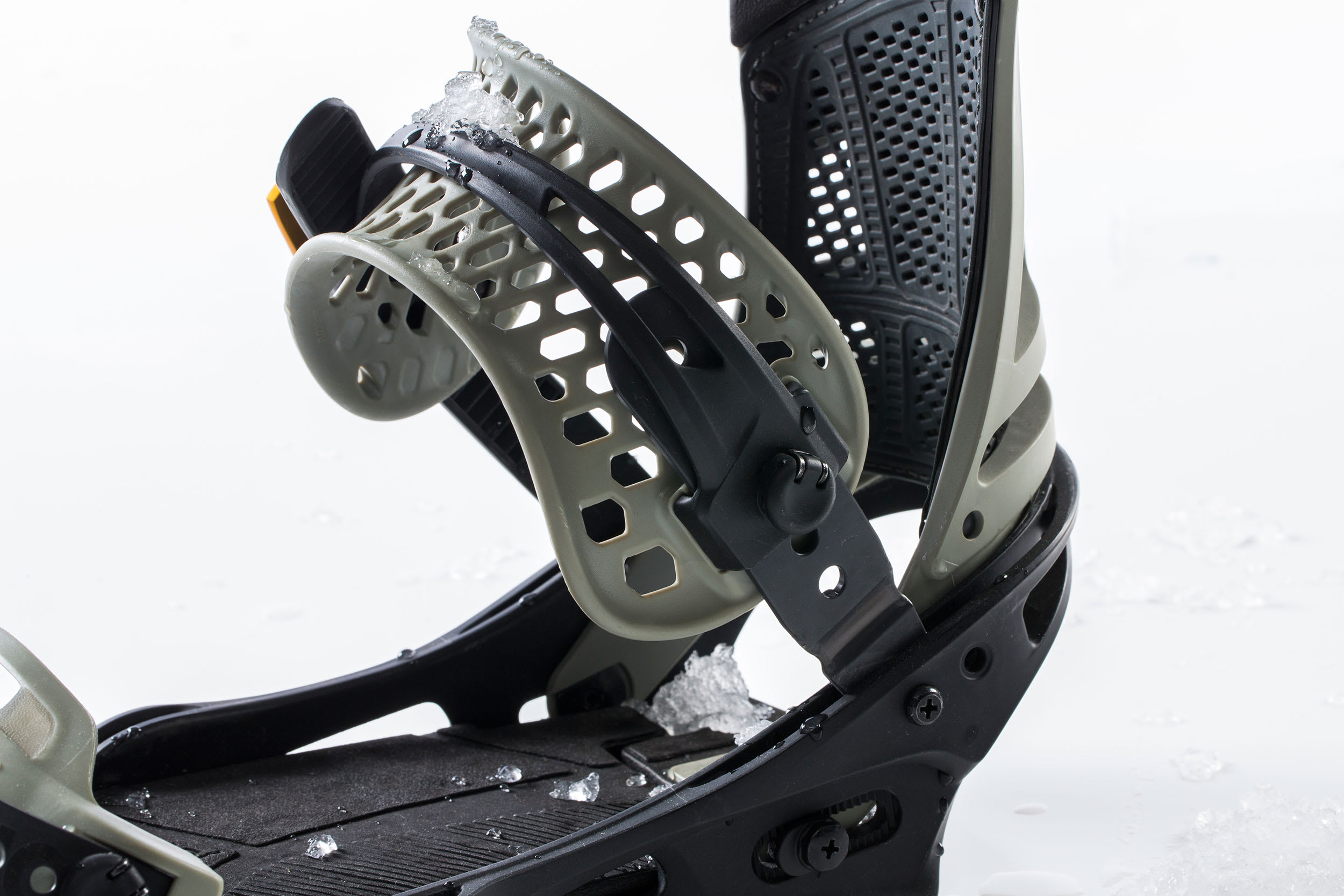 Burton Malavita Review: Best Snowboard Bindings of 2019